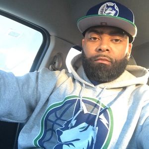 Meet your Posher, Jonathan